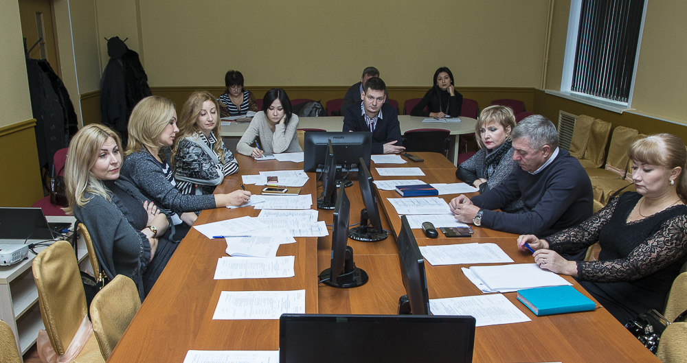 В Астрахани проходит обучающий семинар для специалистов СОНКО