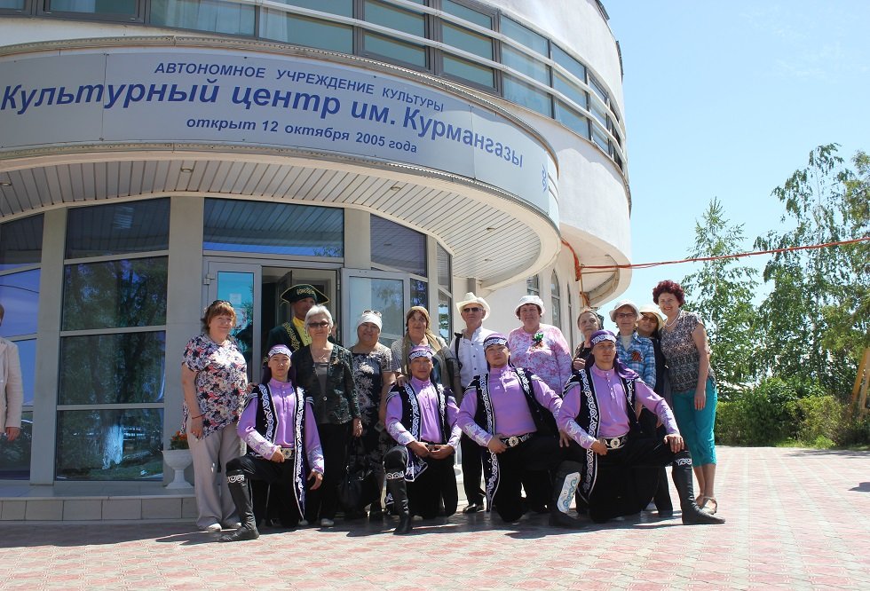 Пенсионеры центра «Содействие» побывали в музее великого казахского композитора