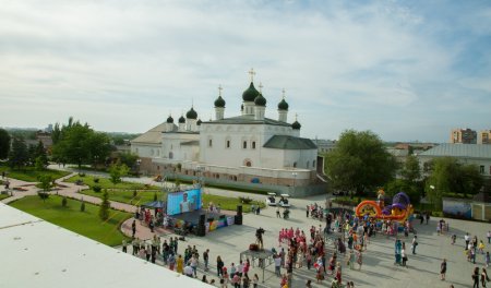 В Астрахани прошла областная благотворительная ярмарка