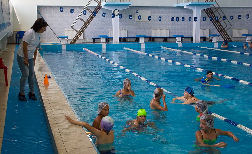 Астраханских школьников пригласили в бассейн «Динамо»