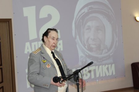 Астраханские пенсионеры совершили «Космическое путешествие»