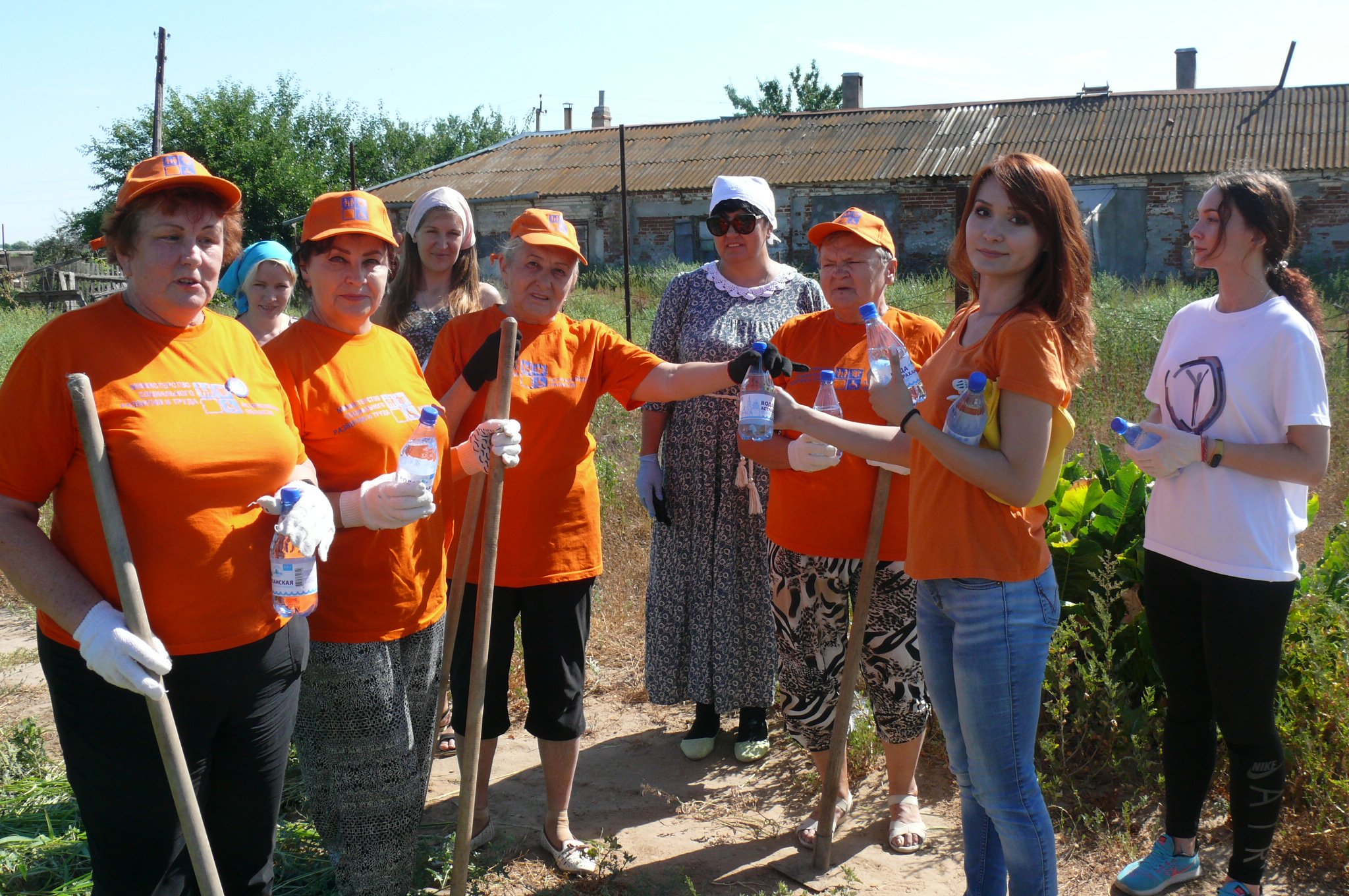 Серебряные волонтёры Центра посетили Чуркинскую пустынь