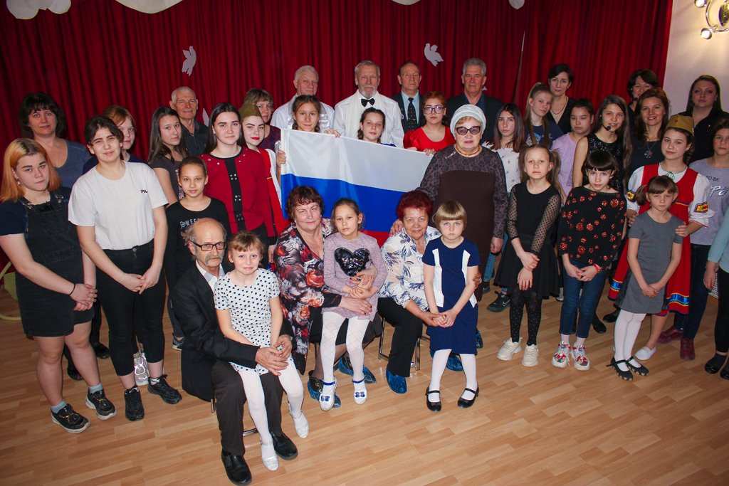 В центре «Улитка» поздравили активистов серебряного возраста с 23 Февраля