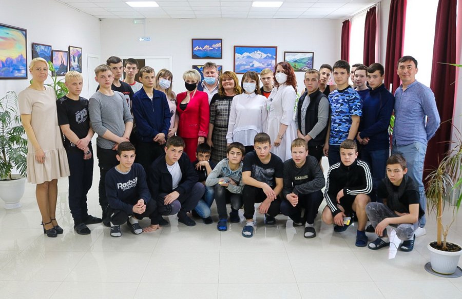 Астраханских подростков призвали к здоровому образу жизни