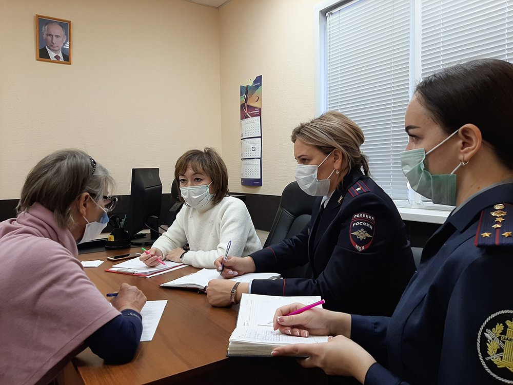 Астраханским семьям оказали юридическую помощь