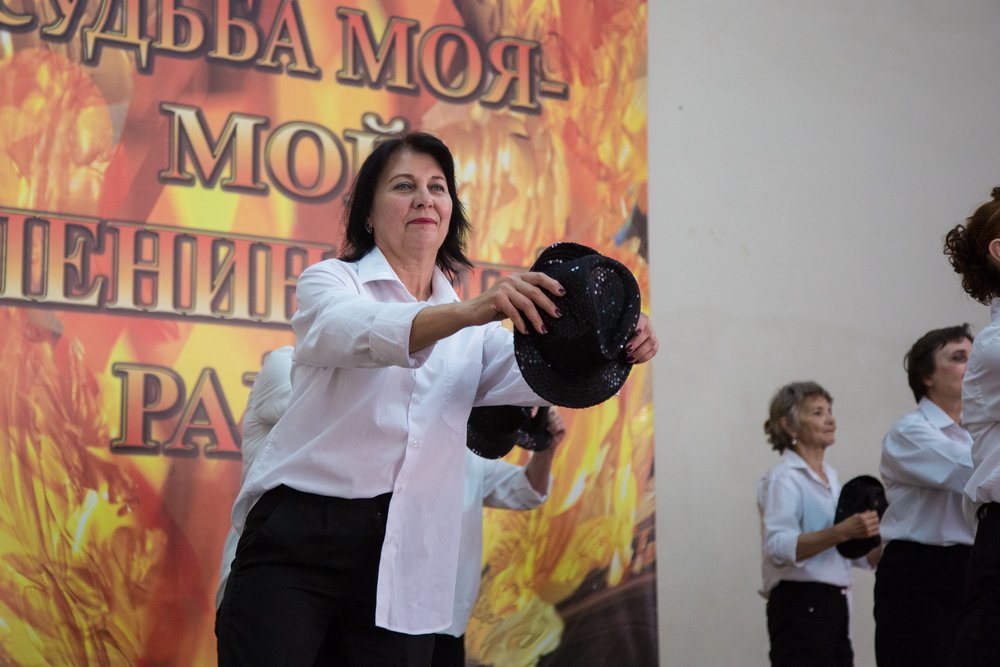 Астраханские пенсионеры со всей области продемонстрировали искусство танца