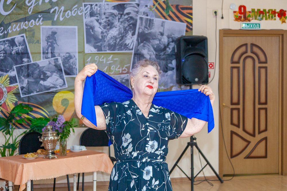 Астраханские пенсионеры посвятили концертную программу памяти своих отцов