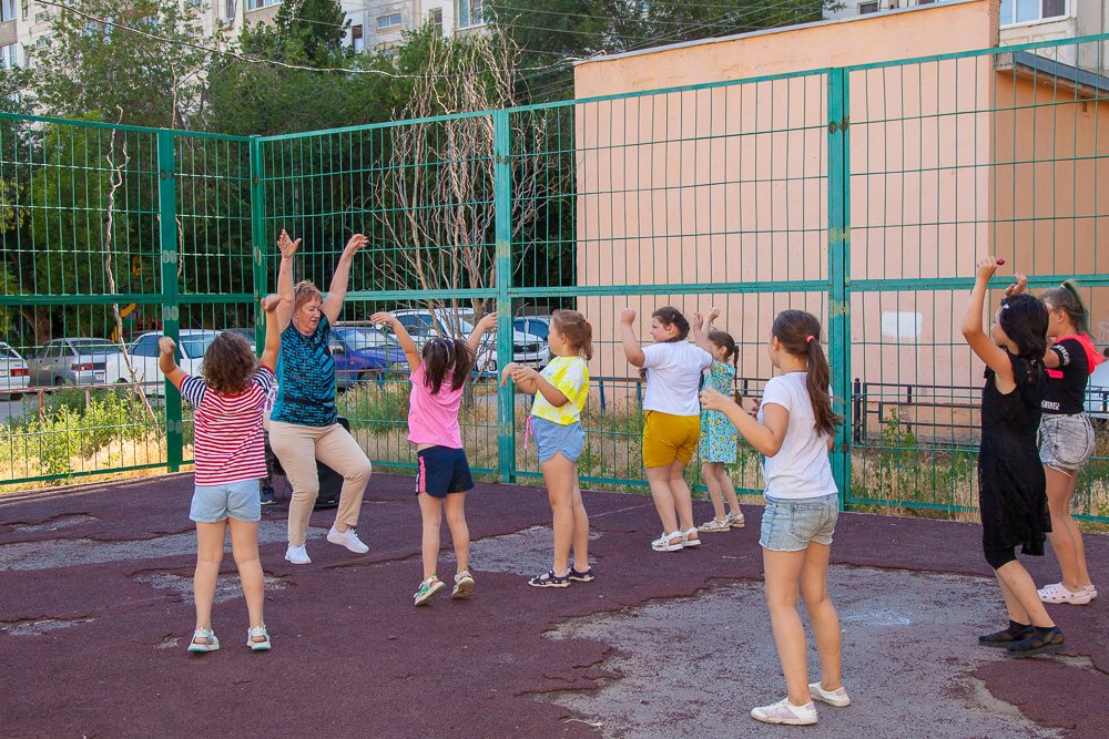 Астраханских детей и родителей пригласили поиграть вместе