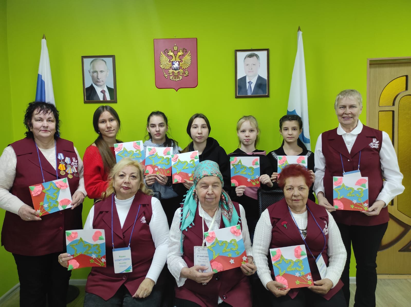 «Серебряные» волонтёры приняли участие в акции «Письмо солдату»
