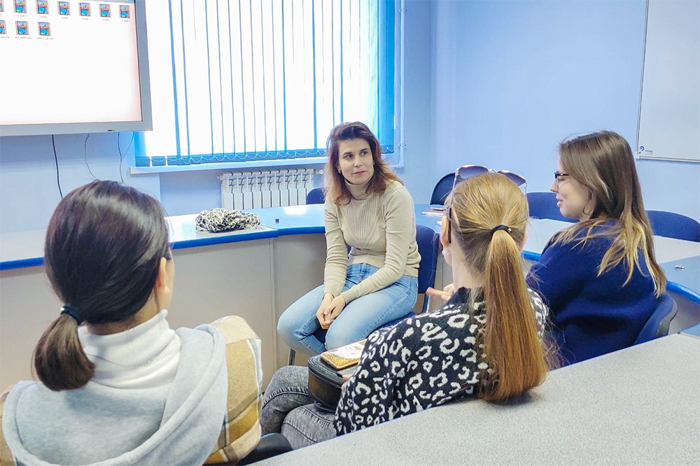 Астраханские студенты поучаствовали в интерактивной беседе «Зрителю о зрителях»