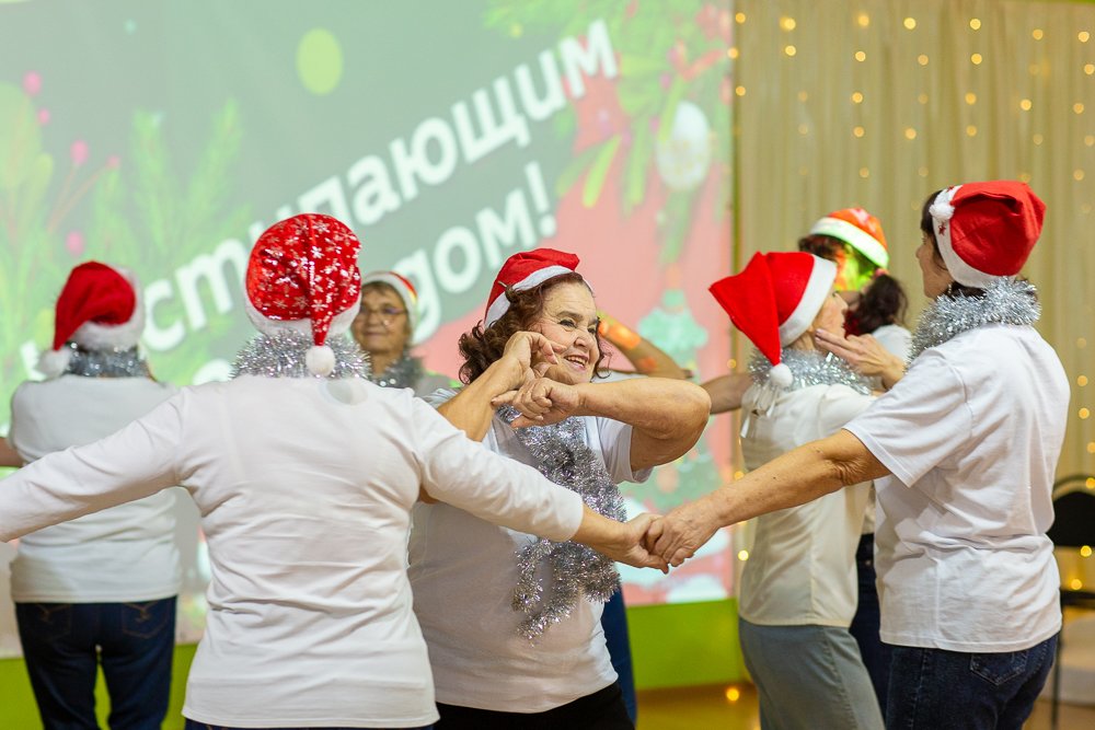 В центре «Содействие» организованы праздничные мероприятия для пожилых людей