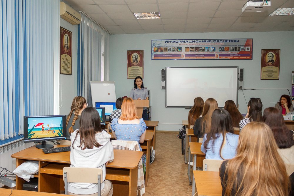 Астраханских студентов предостерегли от употребления наркотиков